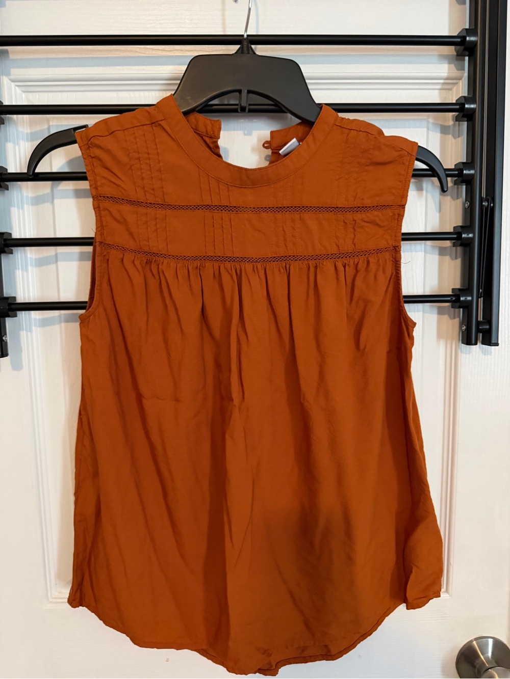 Old Navy Sleeveless Pintuck Mock Neck Top in Rust Orange